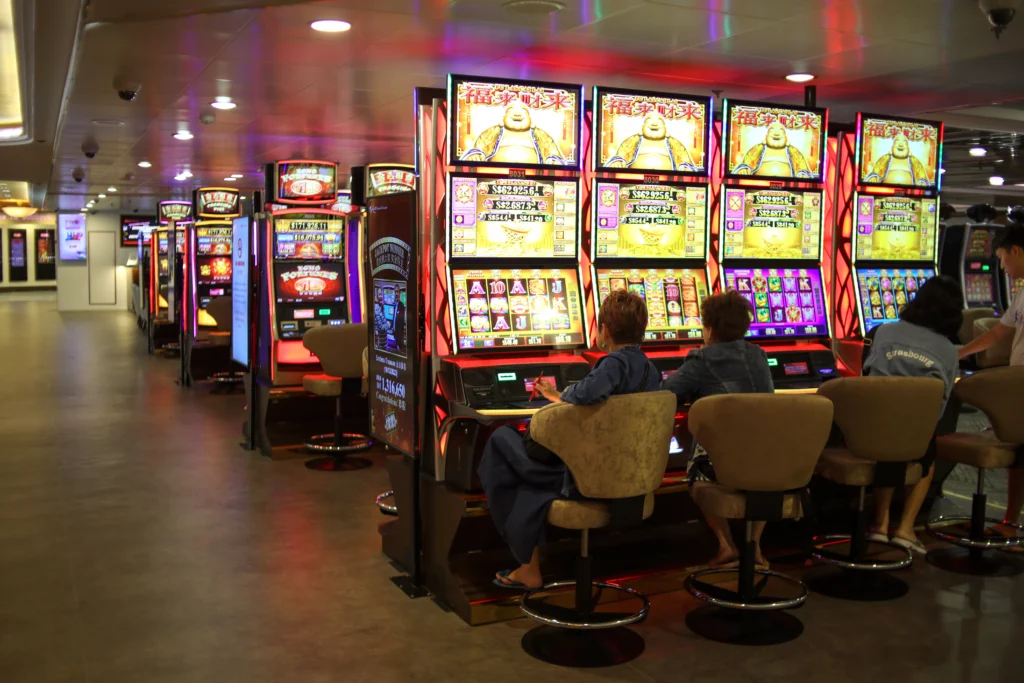 free spin slot là gì Free Spin Slot là gì? Cách kích hoạt vòng quay miễn phí và mẹo chơi giúp người Việt tăng tỷ lệ thắng